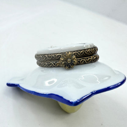 Vintage Limoges Peint Main Hand Painted Lemon Juicer Trinket Box A1040