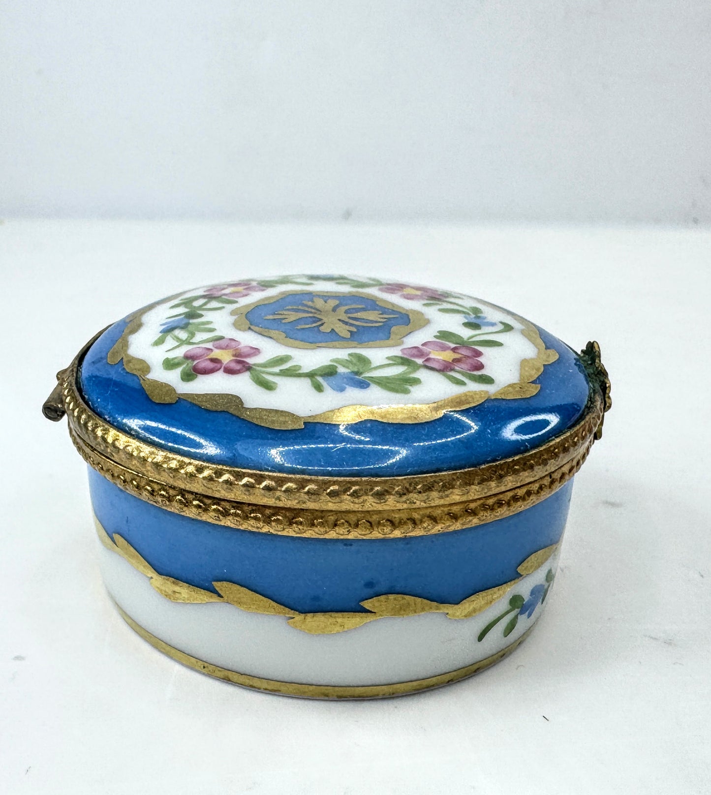 Limoges France Blue Floral Gold Gilt Round Porcelain Trinket Box A1041