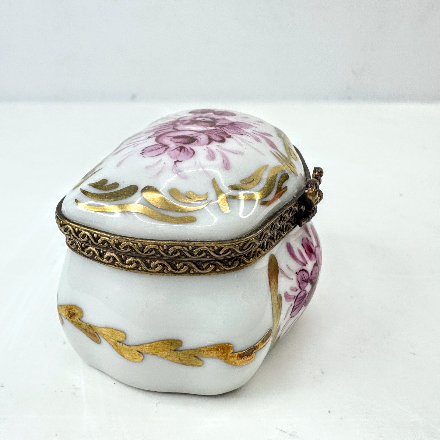 Limoges France Hand Painted Reddish-Purple Floral Porcelain Trinket Box A1043