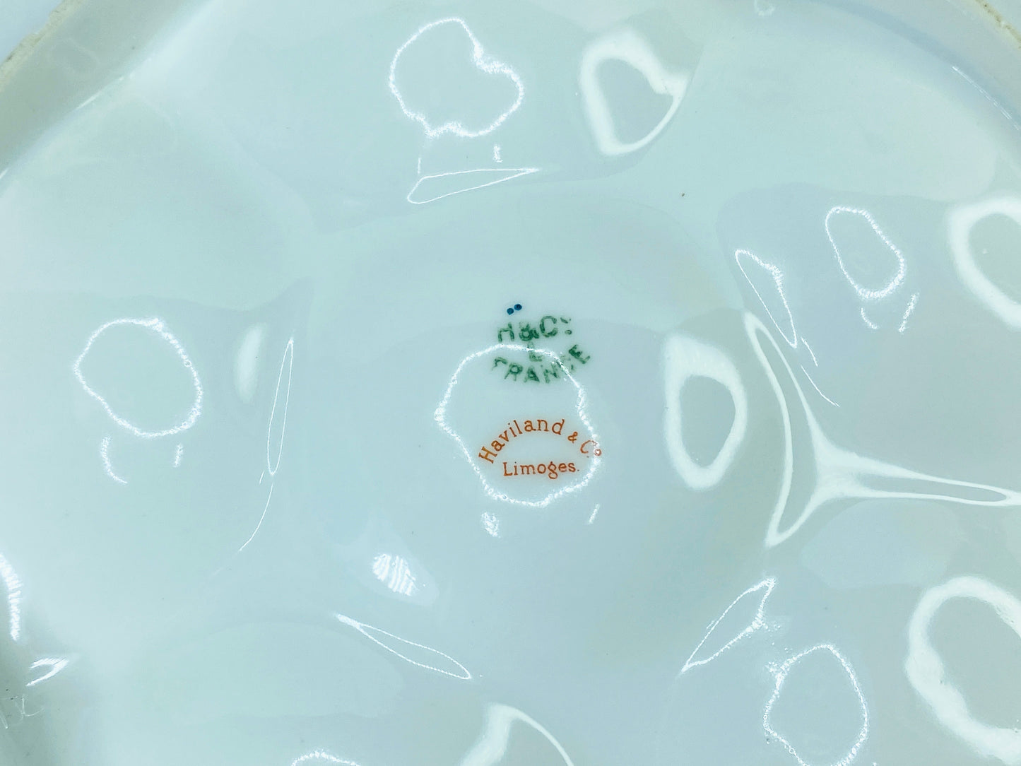 19th-century French majolica porcelain oyster plate  A444