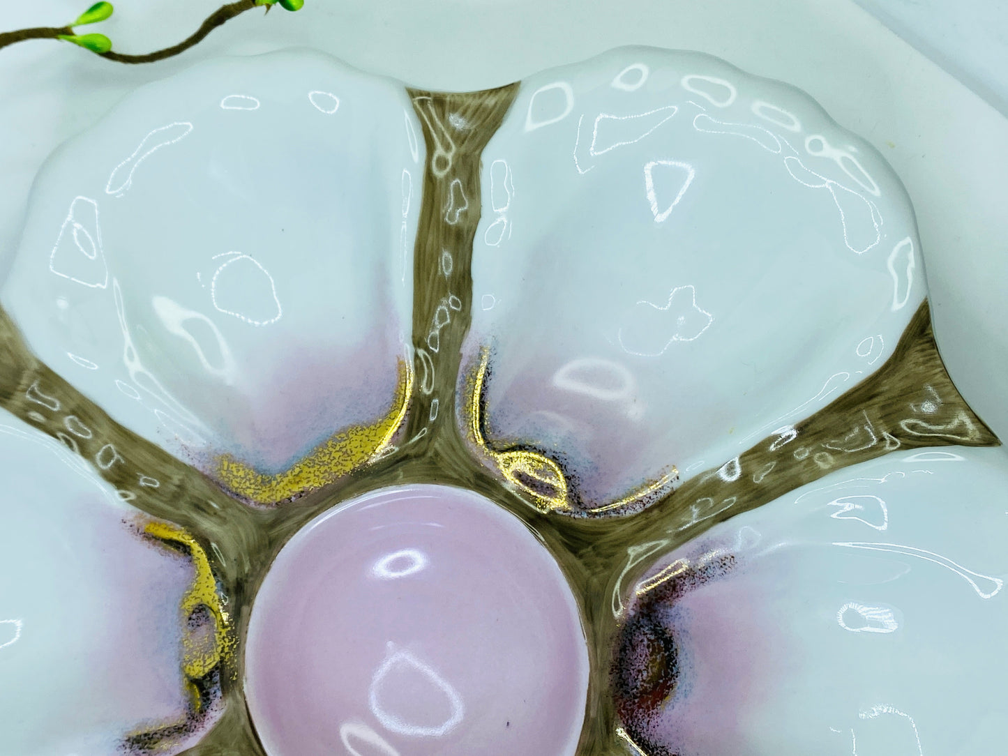 19th-century French majolica porcelain oyster plate  A444