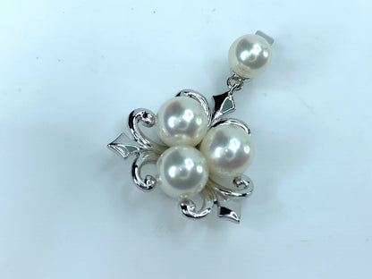 Mikimoto sterling 5.5 - 6.5mm Four Akoya Pearls pendant 2.9g JR9150