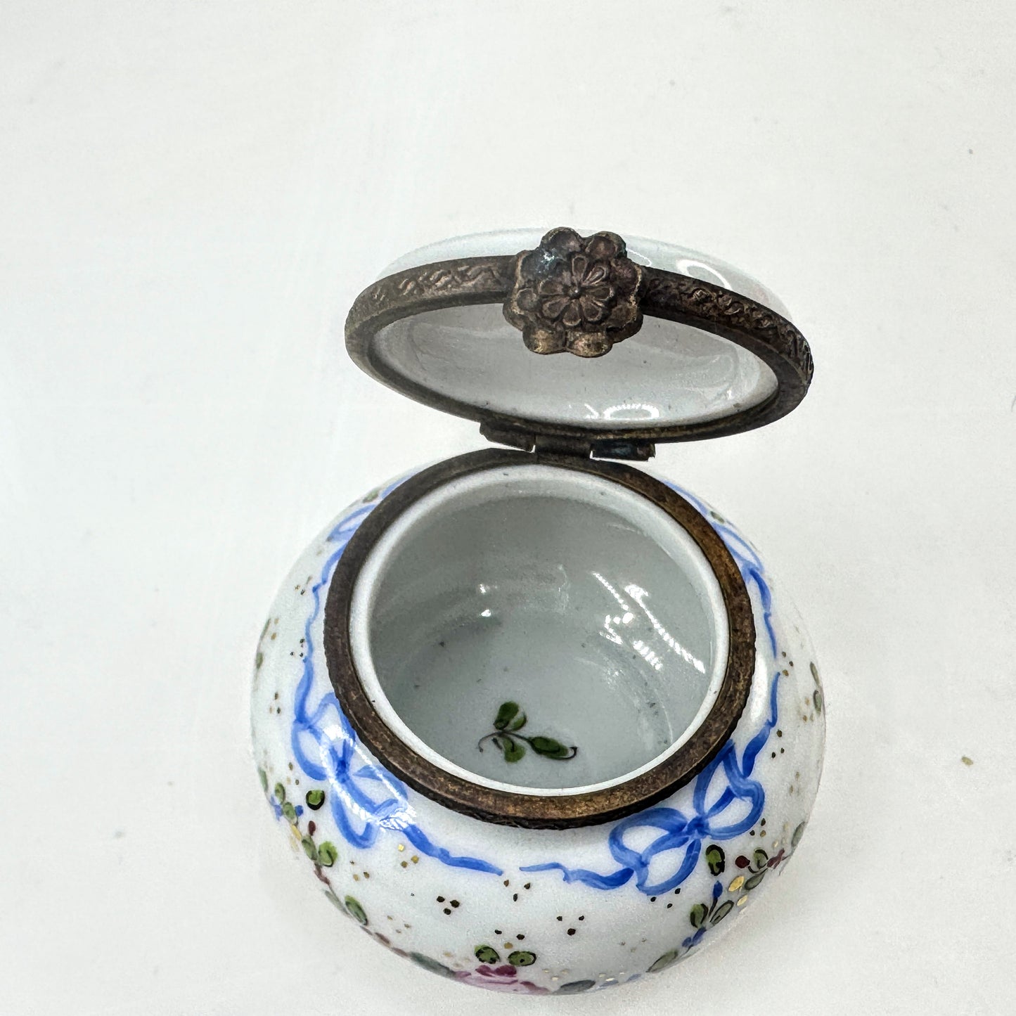 Limoges France J.D. Dumont Peint Main Ginger Jar Trinket Box A1046