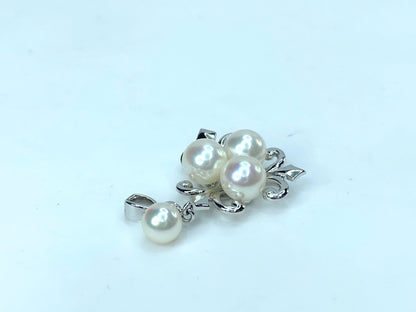 Mikimoto sterling 5.5 - 6.5mm Four Akoya Pearls pendant 2.9g JR9150