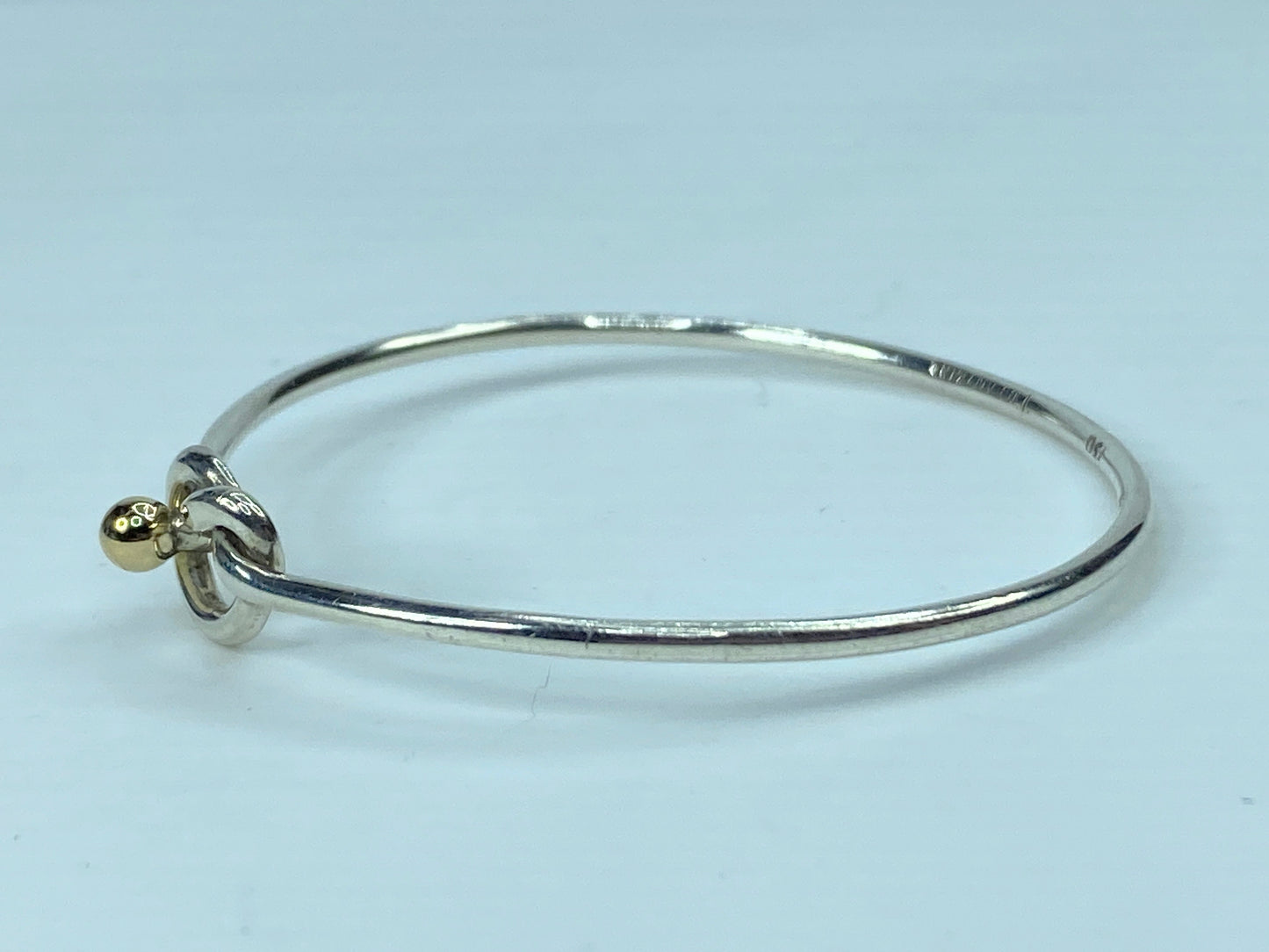 Tiffany & Co. Sterling Silver & 18k Gold Knot Hook Narrow Bangle Bracelet JR688