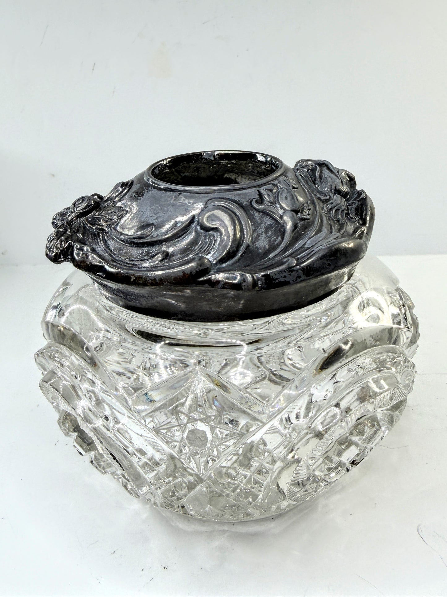 Victorian Cut Crystal Hair Receiver Silverplate Lid Repousse Art Nouveau A907