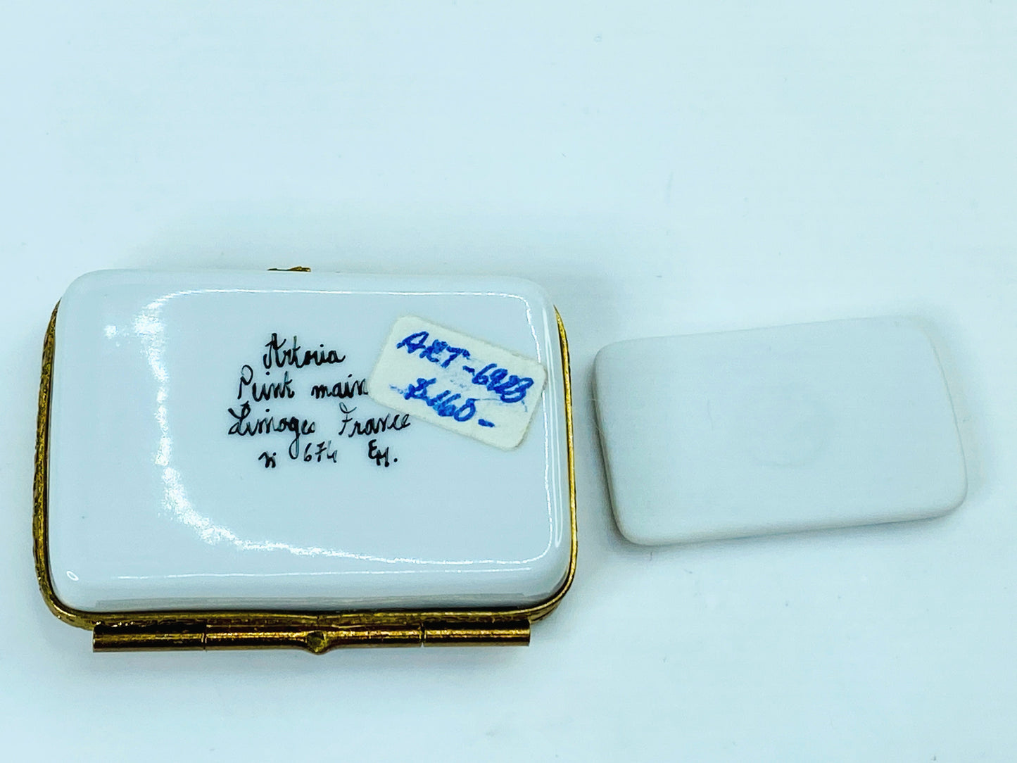 Letter to Santa at the North Pole Limoges Box (Artoria) A448