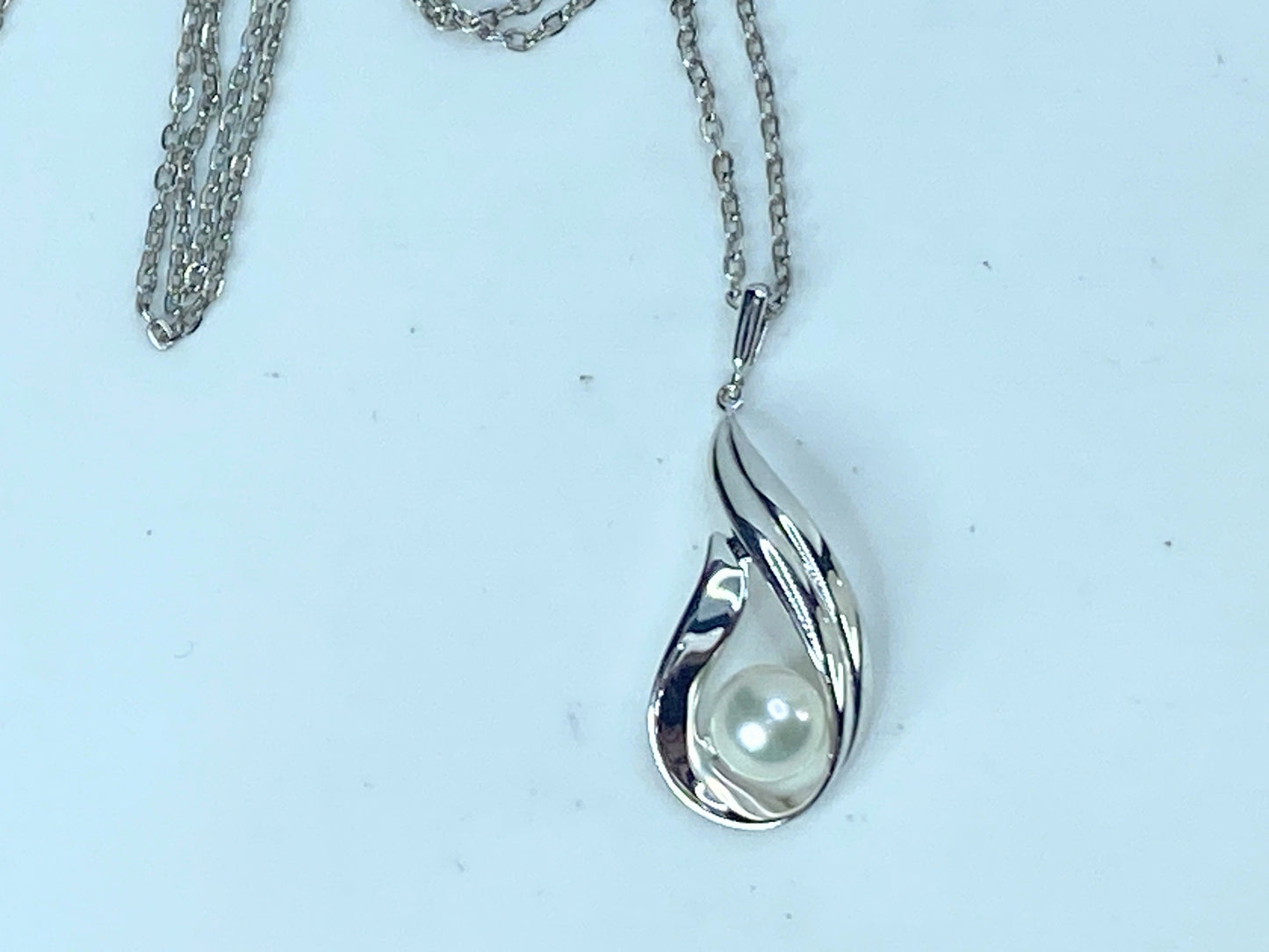 Mikimoto 6.25mm Akoya Pearl Pendant Sterling 925 Silver Necklace 18" JR9154