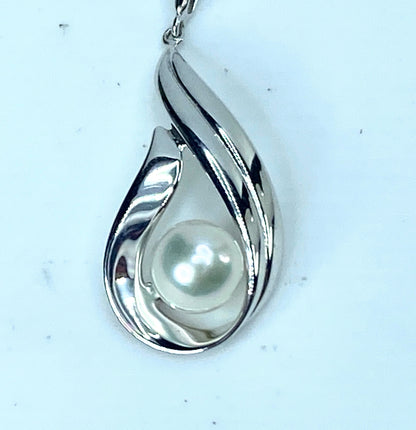 Mikimoto 6.25mm Akoya Pearl Pendant Sterling 925 Silver Necklace 18" JR9154