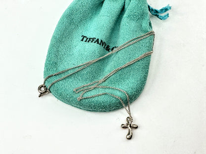 Vintage Tiffany & Co. Sterling Silver Cross Pendant Necklace with Pouch JR1707