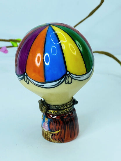 Limoges Chanille numbered Hot Air Balloon Peint Main trinket box A456