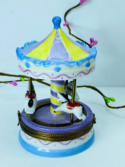 Marque Depose large France Limoges Merry-Go-Round trinket box 4" A457