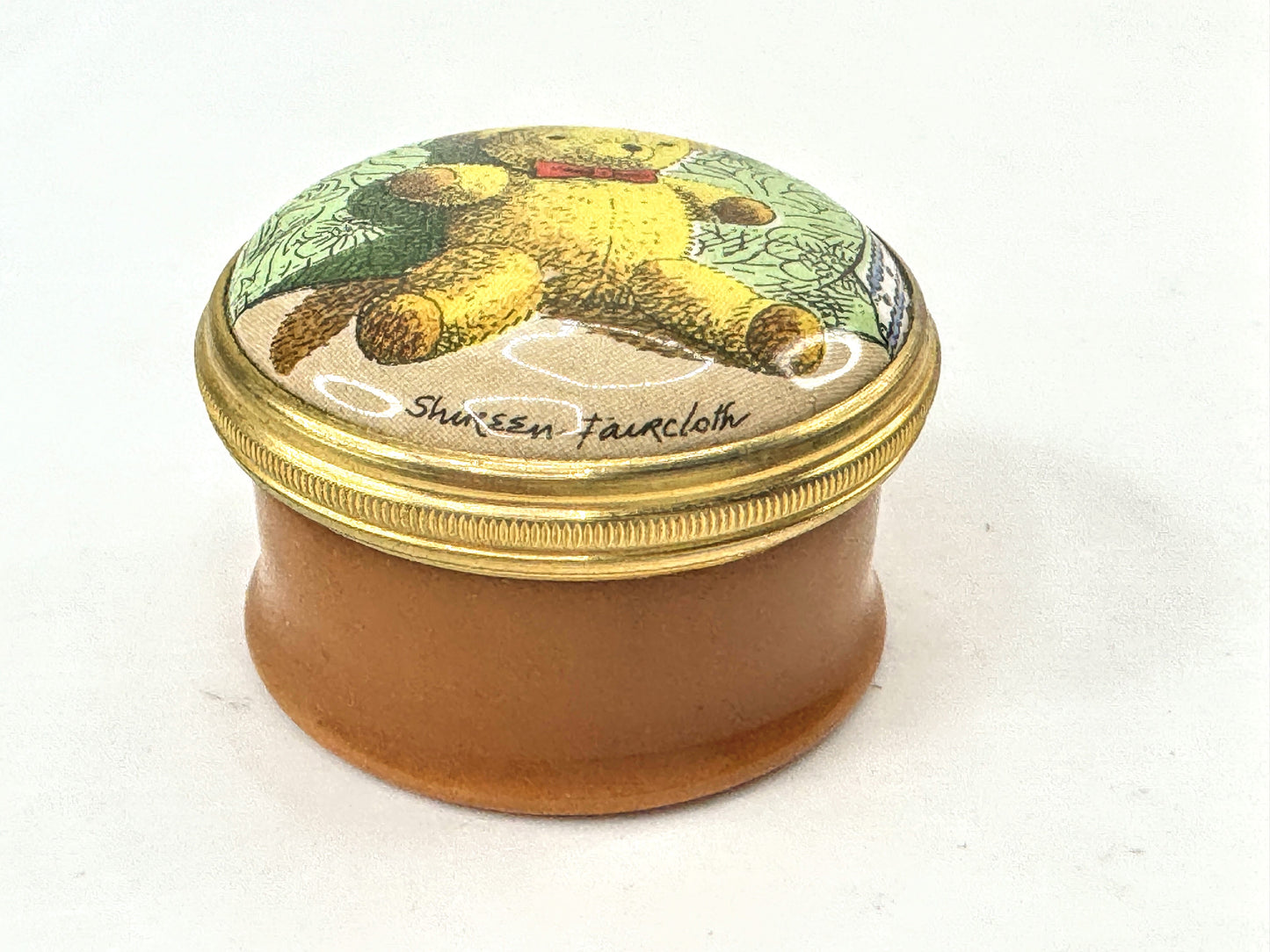 Halcyon Days enamel teddy bear round trinket pocket size pill box A1053