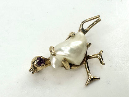 Mid Century 14K yelllow Gold Baroque Pearl Bird Brooch Pin 24mm JR1713