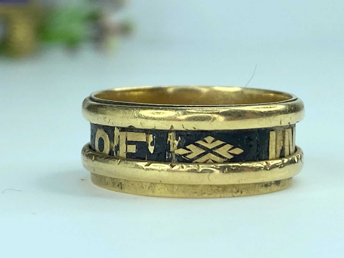 Georgian 18ct Gold & Black Enamel Memorial Ring s8 5.3g JR9962