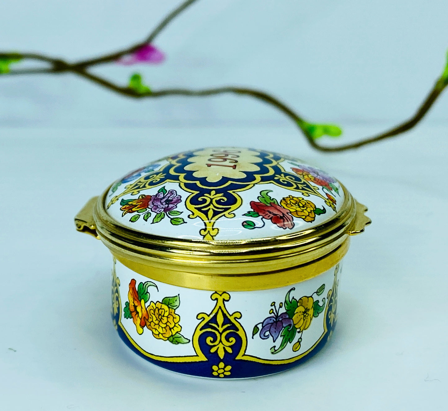 1996 Halcyon Days 'A Year to Remember' Annual Box 2.0" A464