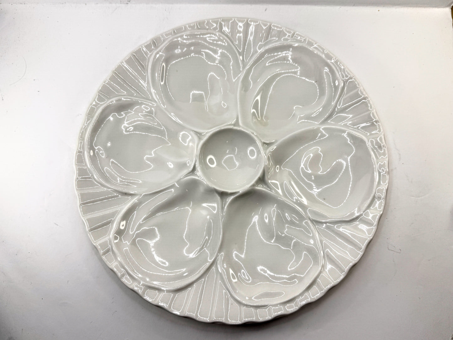 Vintage Pillivuyt France White Porcelain Basketweave Oyster Plate A966