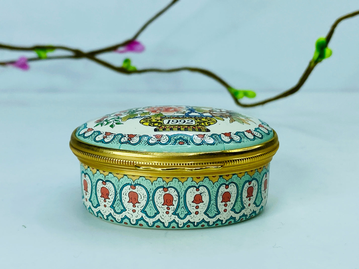 Halcyon Days English Enamels A Year to Remember 1992 Trinket Box A465