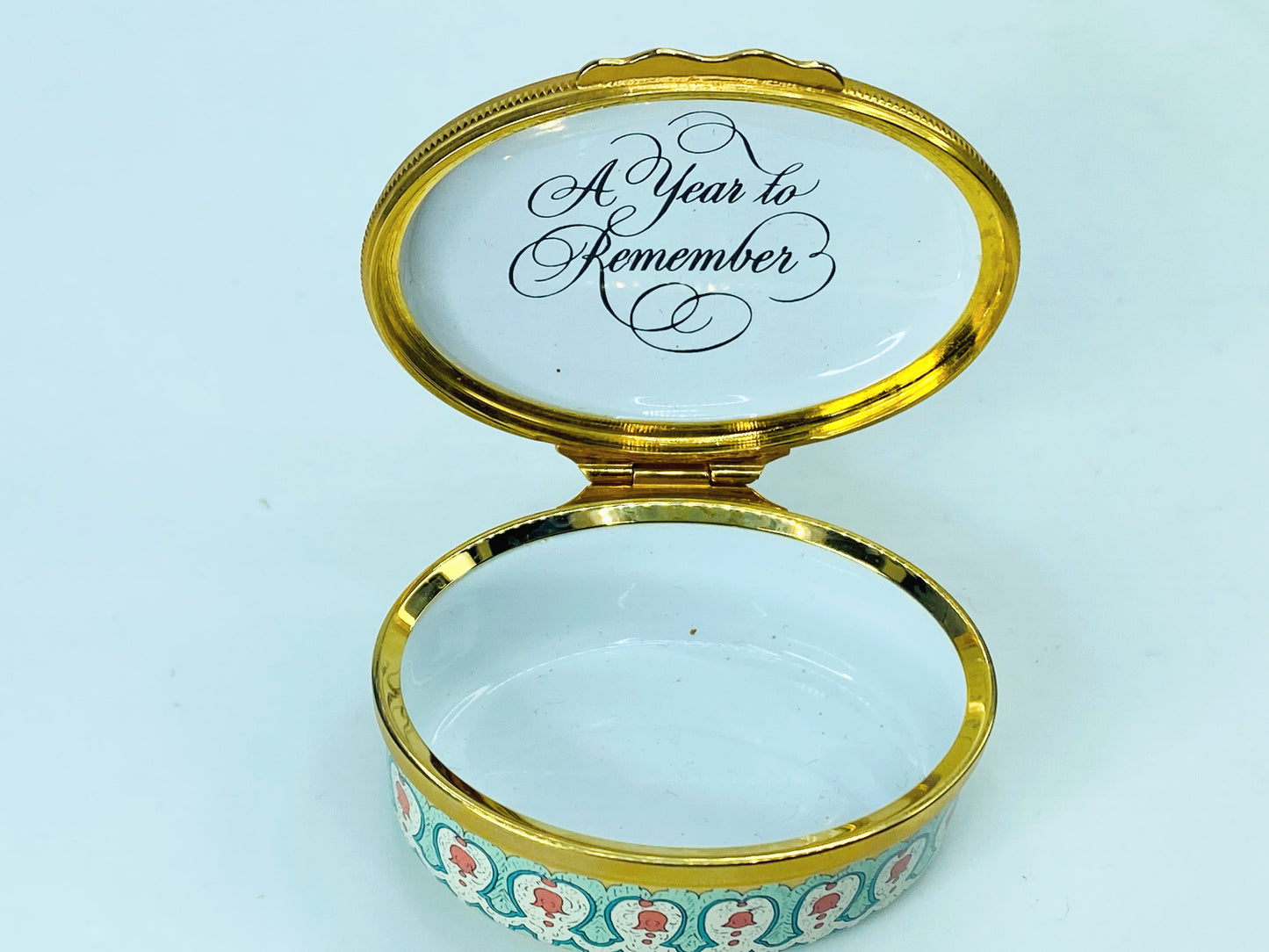 Halcyon Days English Enamels A Year to Remember 1992 Trinket Box A465