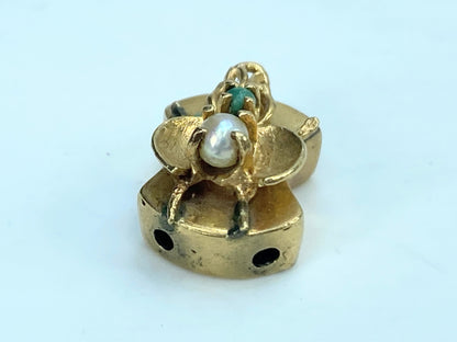 14K yellow gold Flying insect pearl Turquoise sliding charm 4.3g JR9162