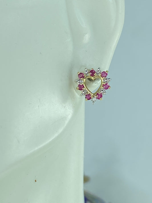 10K Ruby Heart-Shape Stud Earrings, YG-3/8'' Hearts-Petite-Vintage JR9967