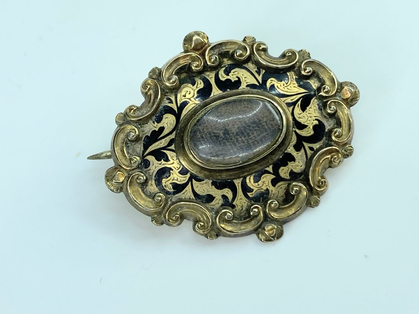 Victorian 15ct Gold Memorial Mourning Brooch hair storage locket brooch JR9969