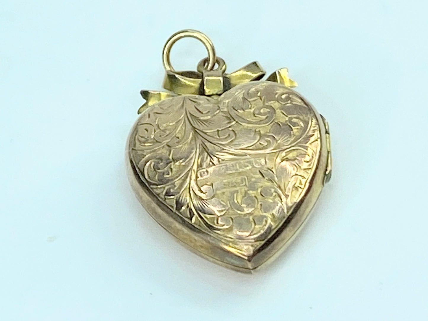 Edwardian Birmingham 1907s 9ct Back & Front Heart Ribbon bow Locket 4.3g JR9970