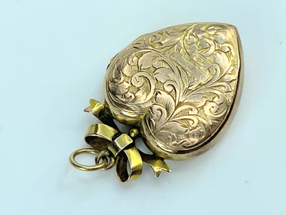 Edwardian Birmingham 1907s 9ct Back & Front Heart Ribbon bow Locket 4.3g JR9970