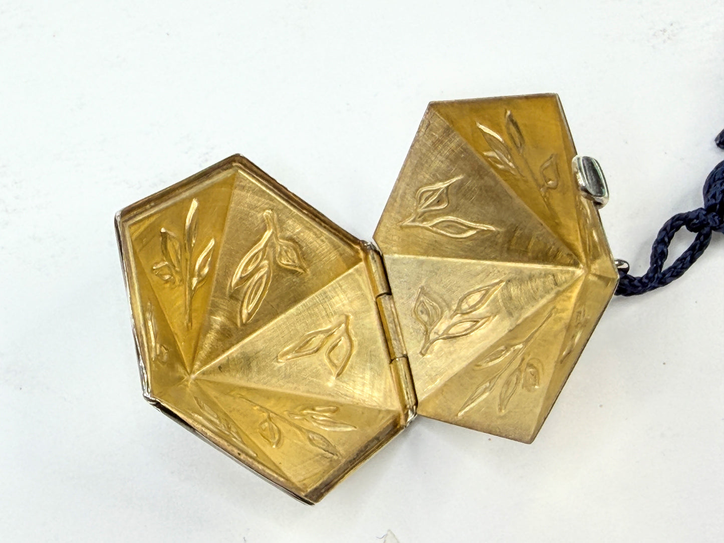 Rare Tiffany & Co Sterling Silver Hex Pill Trinket Box Tassel Italy SS329