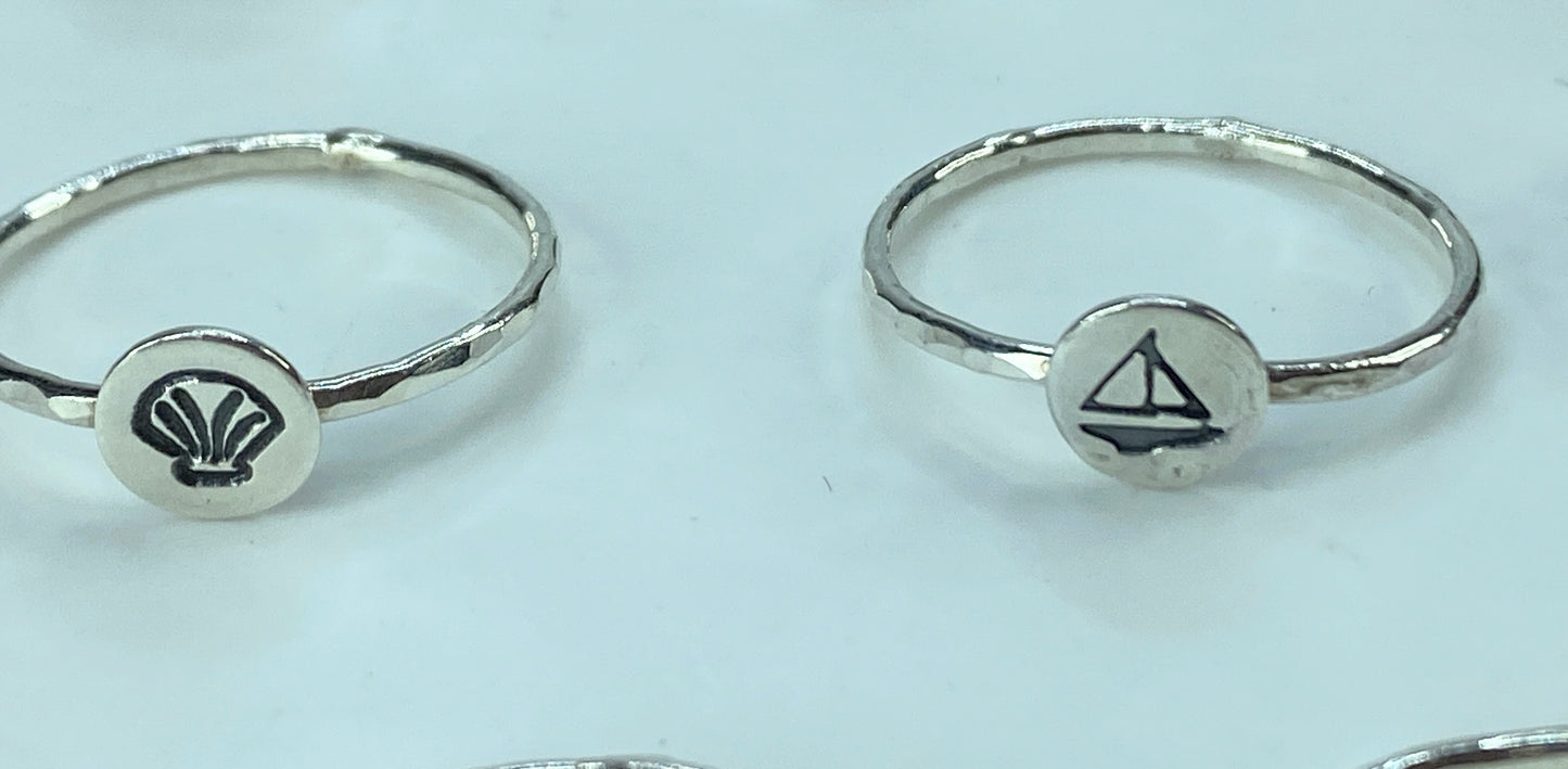 Minimalist Sterling Silver Symbolic Signet ring faceted shank s7 JR848