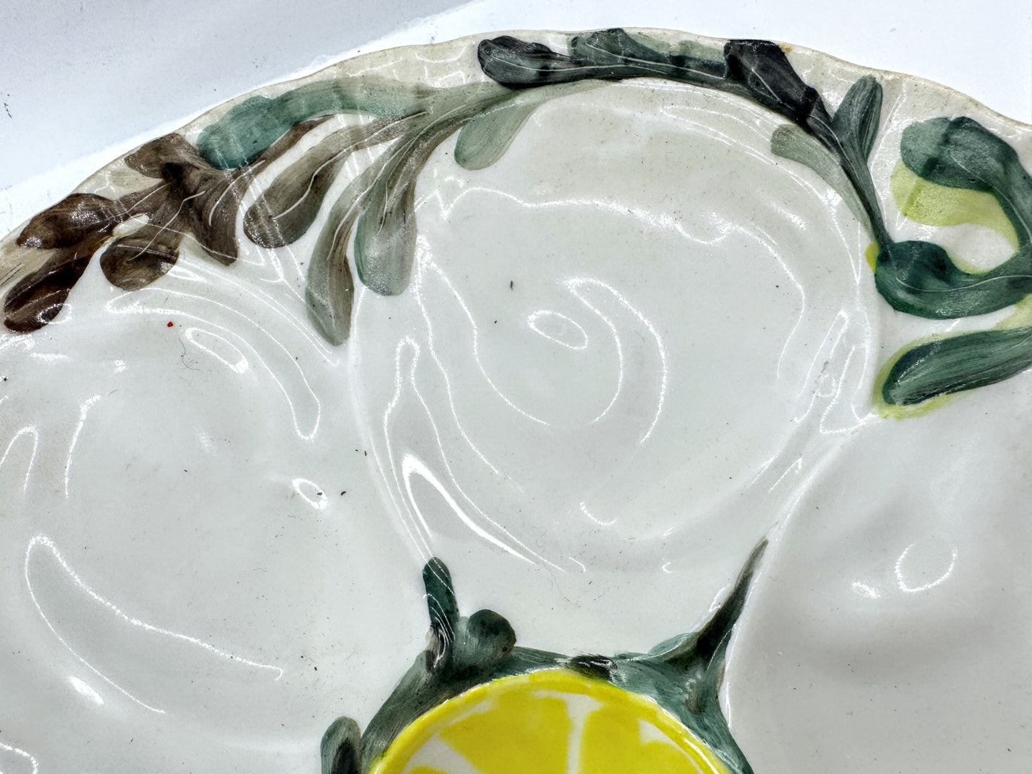 Antique French Porcelaine de Paris Lemon Majolica Oyster Plate 9" A977