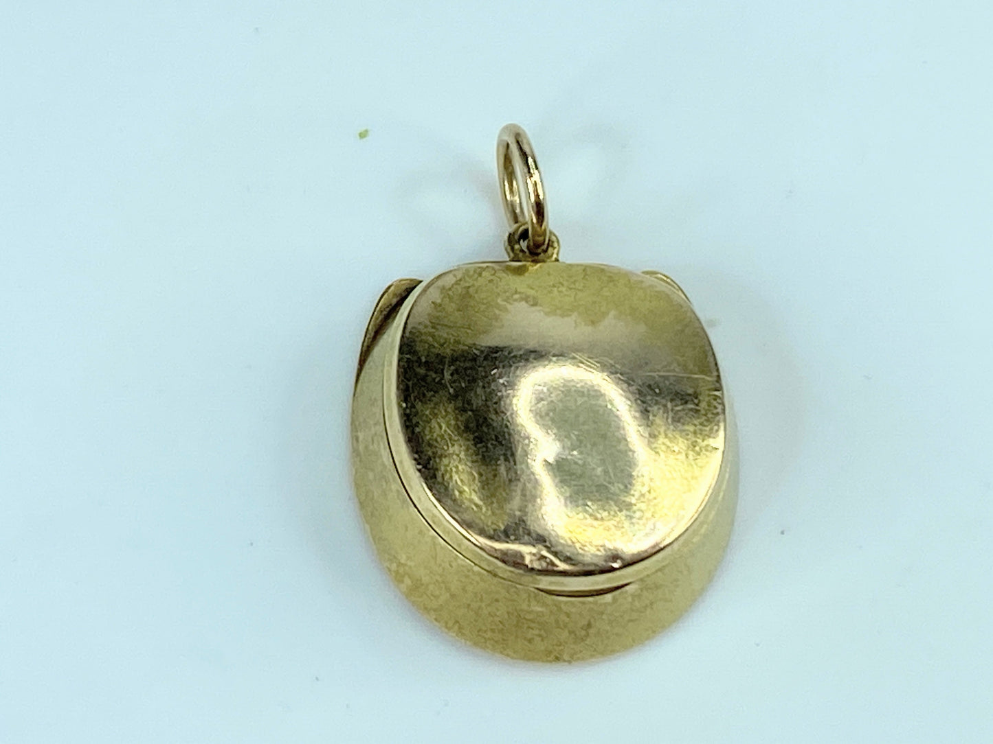 Early 20th century Horseshoe Locket pendant in 15K yellow gold 9.1g JR9974