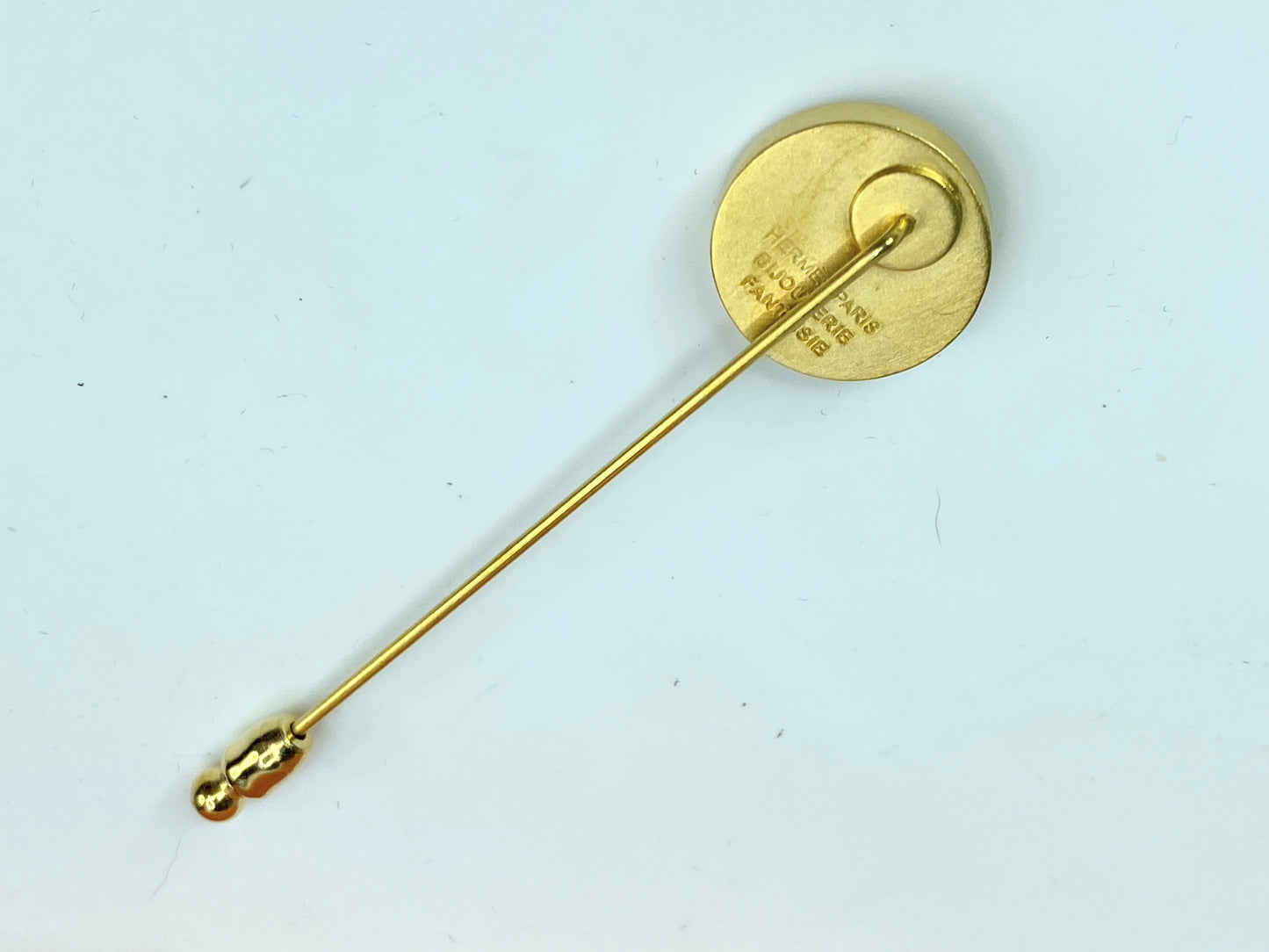 Hermes Vintage Gold Plated Cloud De Selle Mother of Pearl Pin in box GS700