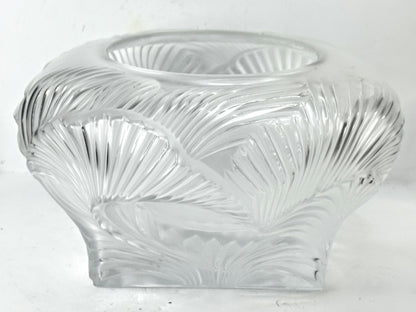 Lalique Crystal Saint Cloud Acanthos Leaves Vase Mint A981