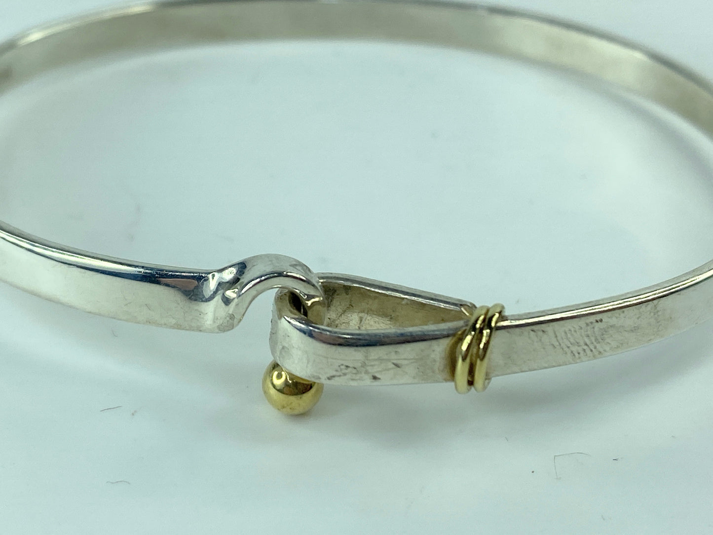 Tiffany & Co Sterling Silver 18K Gold Hook Eye Tension Bangle Bracelet JR695