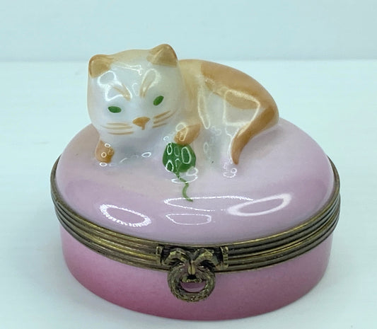 Limoges Castel Cat Trinket Box Peint Main France Vivid Green Eyes  2" A320