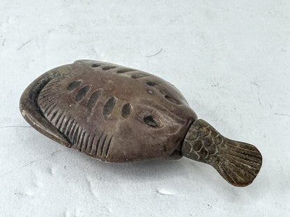 Antique Chinese Carved Agate Turtle-Fish Form Snuff Bottle A999