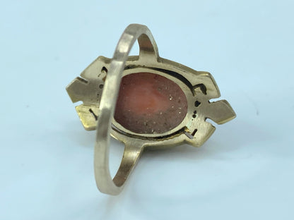 Art Nouveau 10K Yellow Gold Coral Cameo Ring JR9285