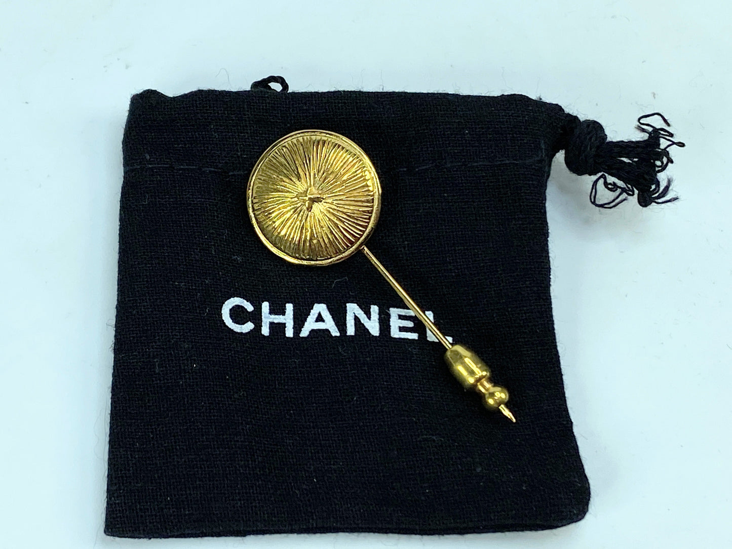 Chanel Vintage Gold Sunburst Stick Pin with Original Pouch GS708