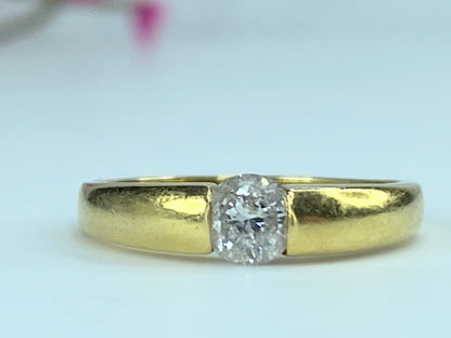 London Solitaire Ring In 18 karats With 0.50 Carat Brilliant Cut Diamond JR9987