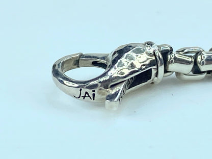 JAI Sterling Silver Symbols of Love Box Chain Station Bracelet JR9288