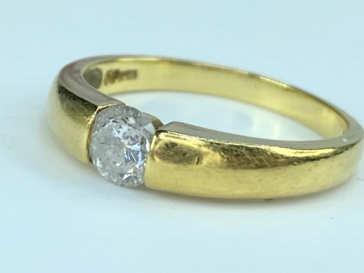 London Solitaire Ring In 18 karats With 0.50 Carat Brilliant Cut Diamond JR9987