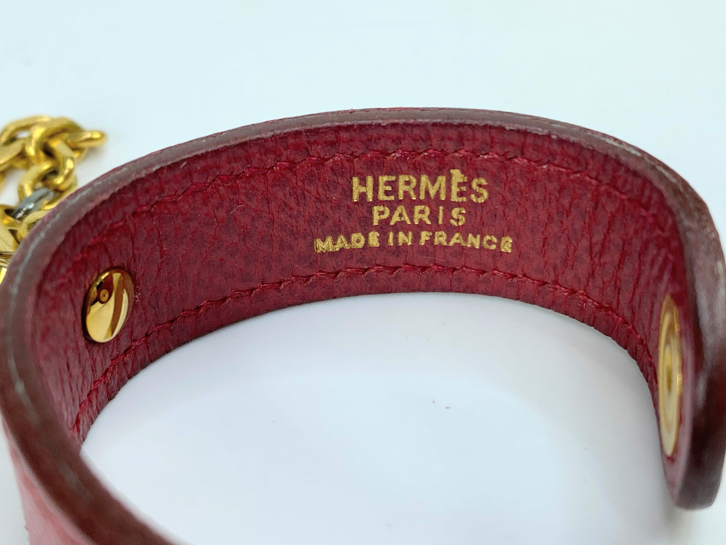 Vintage Authentic Hermès Glove Holder in Rouge Leather w/ Gold-Tone Chain GS709