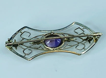 Art Deco 14K oval Amethyst Open work geometric design brooch