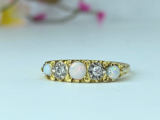 Antique Victorian Opal Full Cut Diamond Ring in 18K Gold ring 3.2g s7.25 JR9992