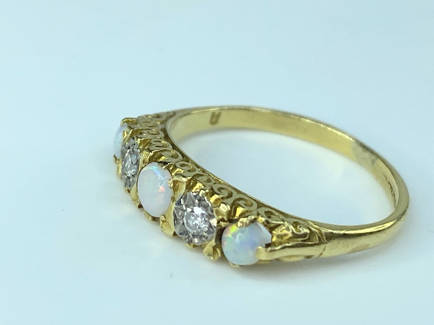 Antique Victorian Opal Full Cut Diamond Ring in 18K Gold ring 3.2g s7.25 JR9992