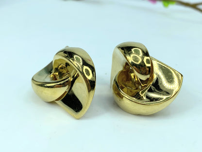 Vintage CHRISTIAN DIOR Signed Gold Plated CD Logo Clip On Earrings GS659