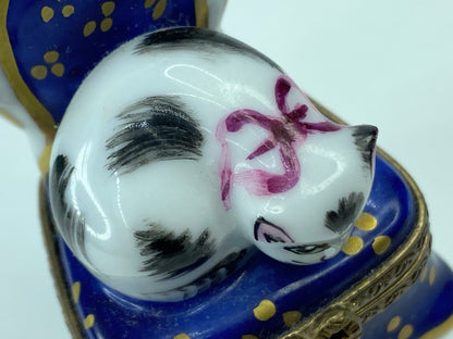 Marque Deposee Limoges France Cat Napping on Blue Chair Trinket Box 2 3/8" A321