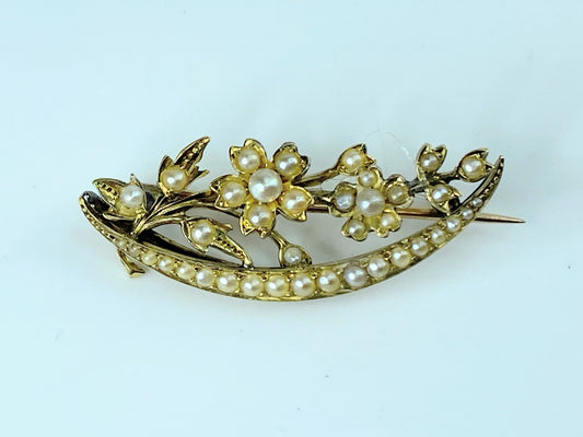 Early 20th Century 15K Split Pearl Floral crescent brooch 5.7g 1 1/2" JR9995