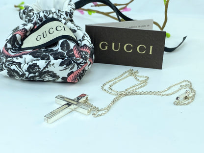 Vintage GUCCI sterling silver cut-out Cross pendant necklace 19" 11.4g Bag GS662